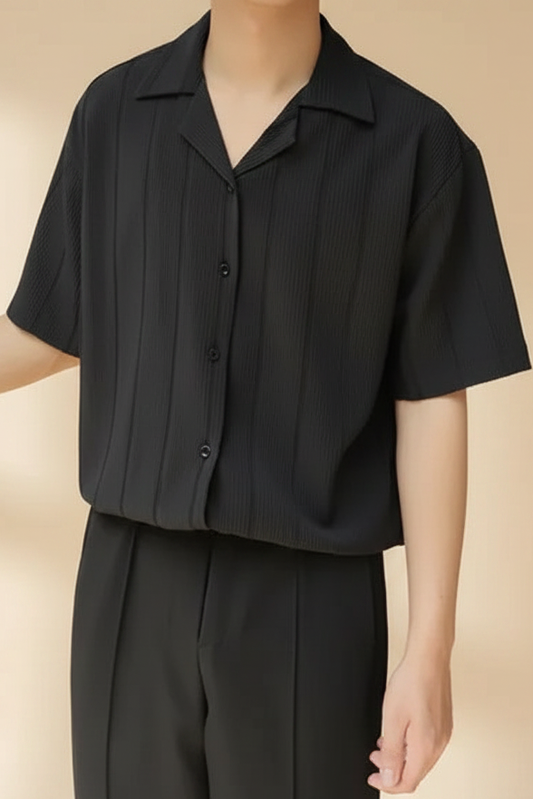 Men's casual loose fit short sleeve shirt in black - studio shot
